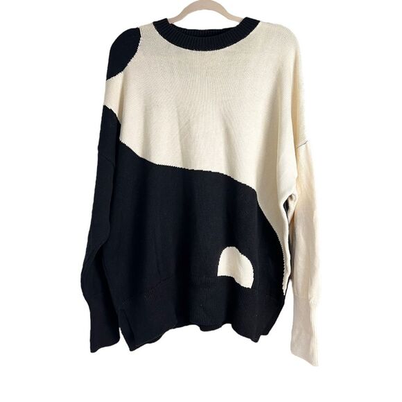 Pistola Darya Oversized Crewneck Yin Yang Sweater Size Large - Picture 4 of 9